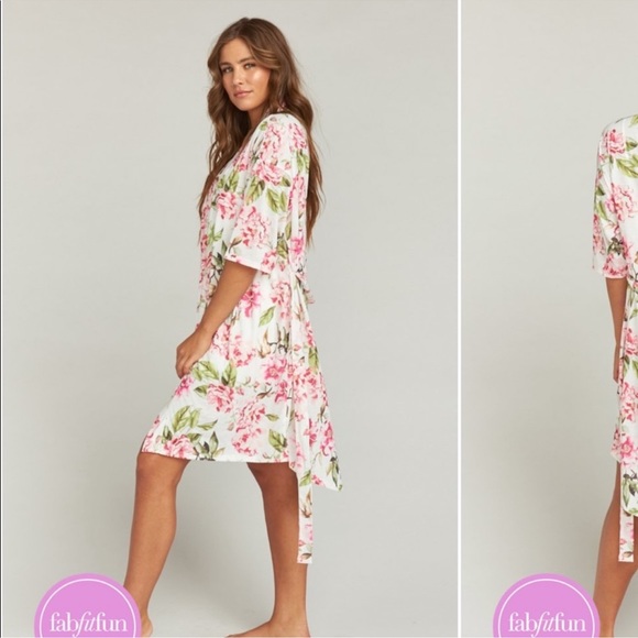 Show Me Your Mumu Floral Brie Robe - Picture 2 of 10